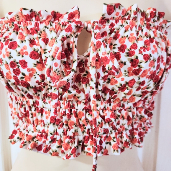 Urban Outfitters Floral Crop Top Small - Picture 3 of 9